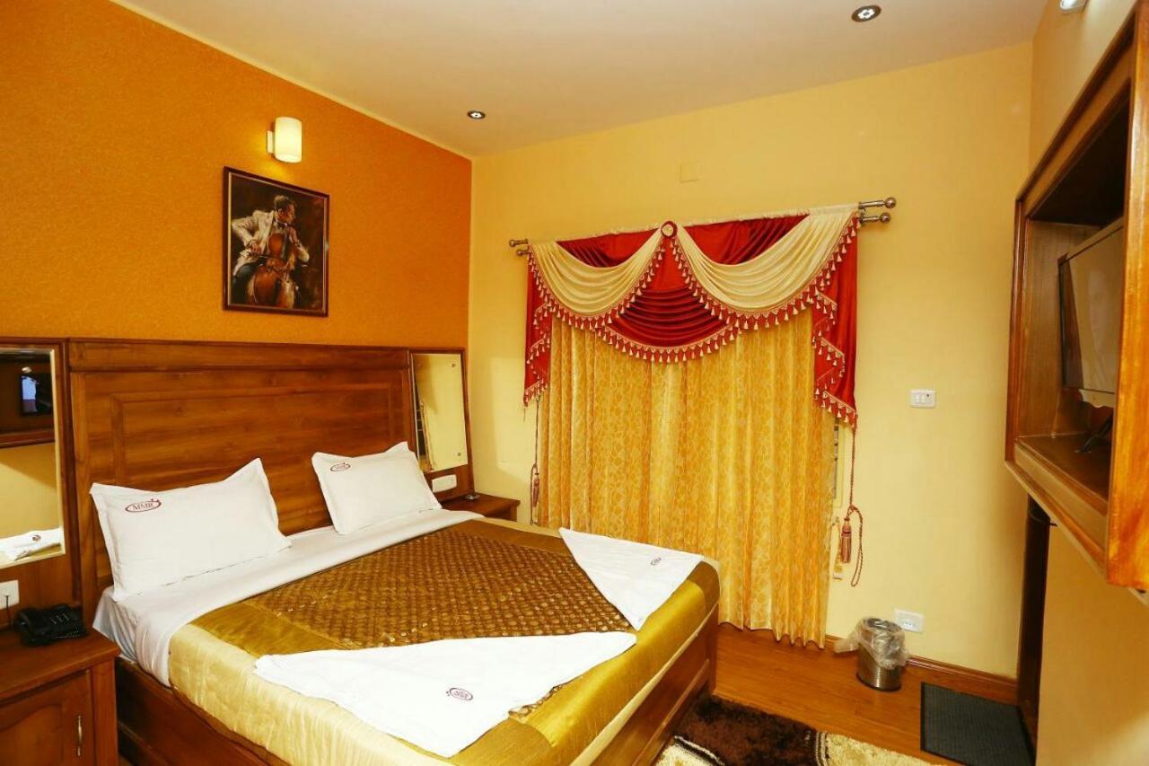Mmr Holiday Inn Ooty Dış mekan fotoğraf